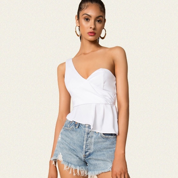 Superdown Karlie Top - Picture 3 of 7